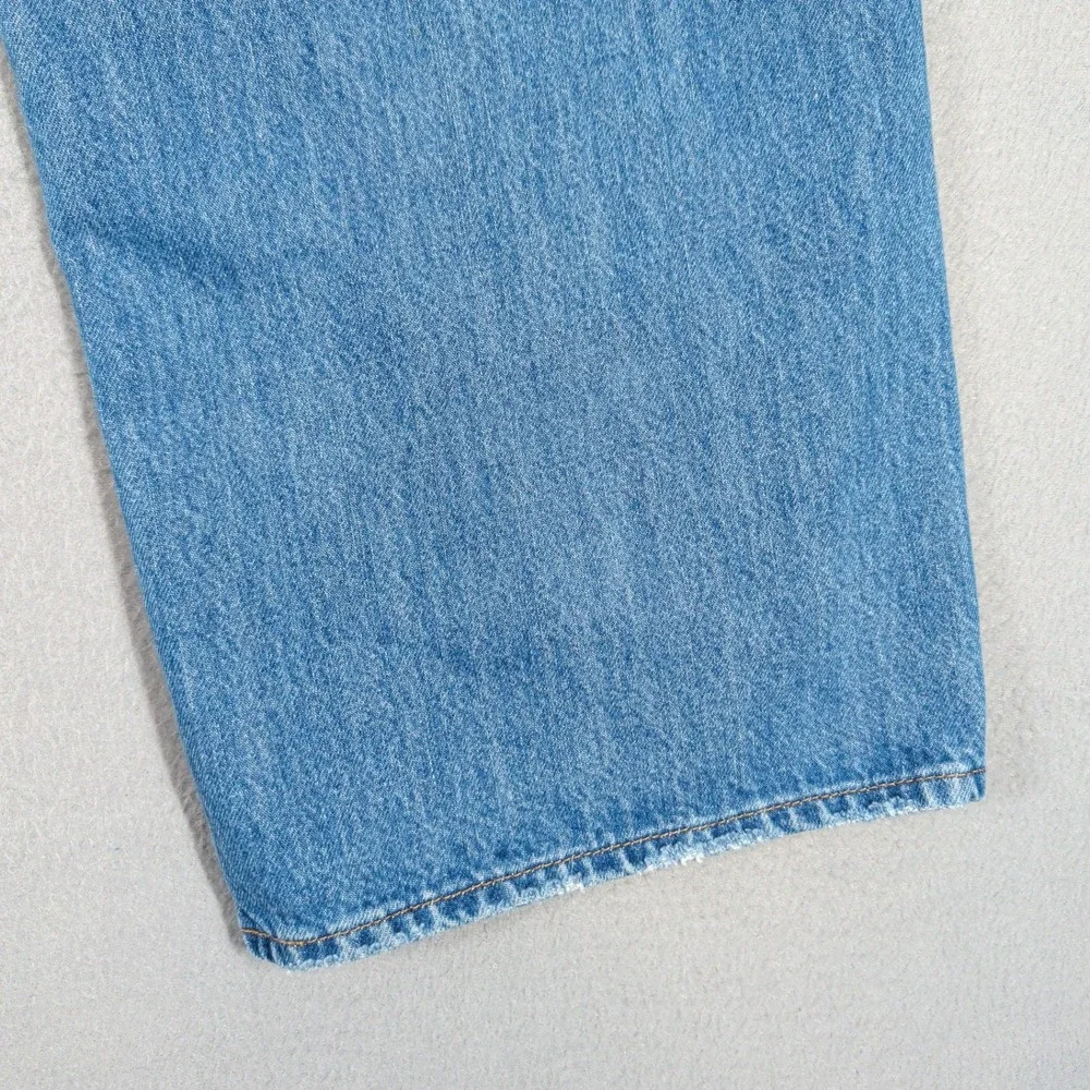 Levi's Jeans Women 30 Blue High Waisted‎ Straight Distressed A0092-0007 Denim